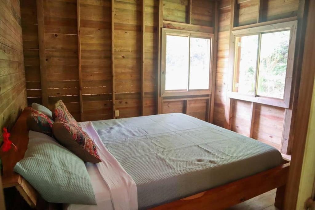 Jungle Beach 2 Bedroom Cottage Bocas del Toro Exterior photo