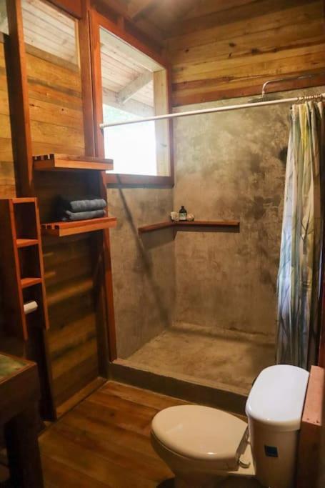 Jungle Beach 2 Bedroom Cottage Bocas del Toro Exterior photo